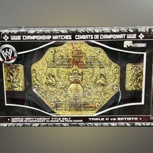WWE plastic kid’s world heavyweight Championship belt MOC
